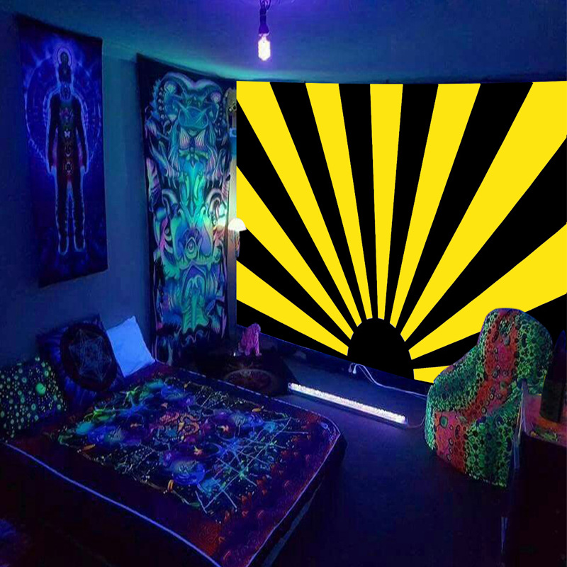 Black Light Tapestry Wall Hang - Lighting World Decor 评论和价格