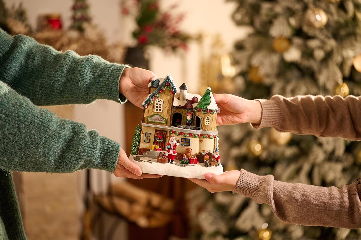 Christmas Village Lighted Sant - Lighting Decor House 评论和价格